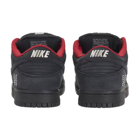 Supreme x Nike Dunk Low SB 'Black'