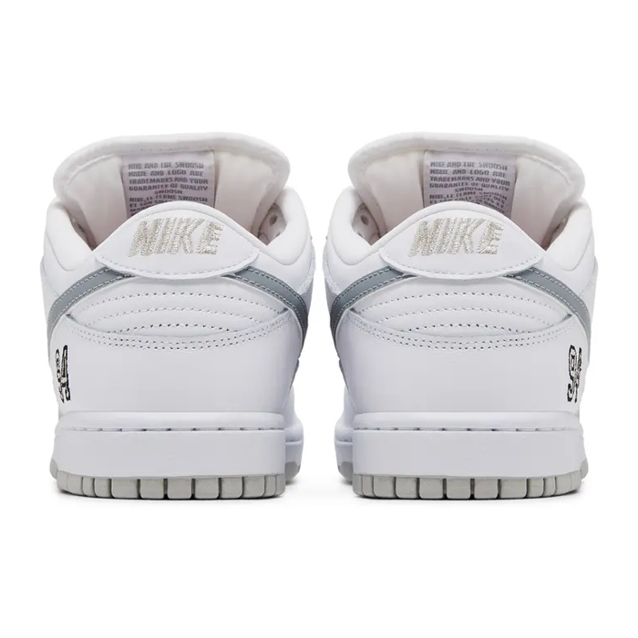 Supreme x Nike Dunk Low SB 'White Metallic Silver'