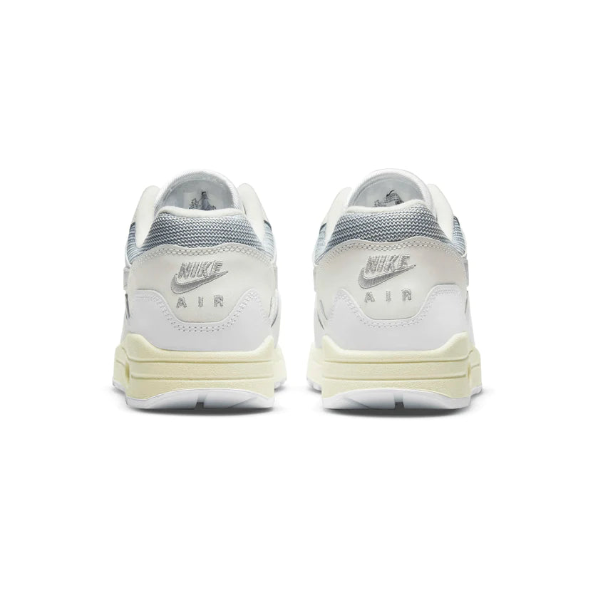 NIKE Air Max 1 Patta White